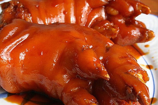 男人大猪蹄子什么意思 出自表情包很早就见到了