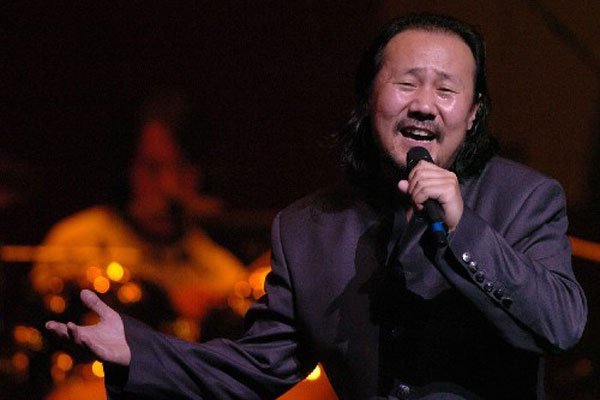 腾格尔女儿去世原因 失去自己的孩子那是一种撕心裂肺的疼