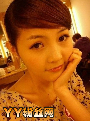 一站到底刘巧琴微博 天真女刘巧照片琴资料