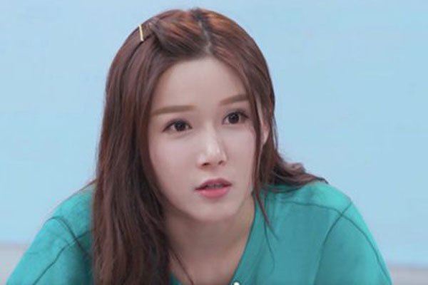 ����ϫ����ǰ��Ա��� ����Ů�μ�ѡ��¶����