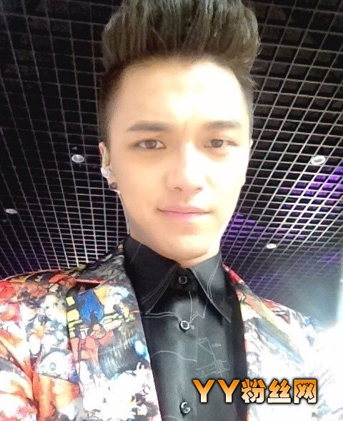 �й���֮��������΢��������Ƭ���� ������Ů����˭