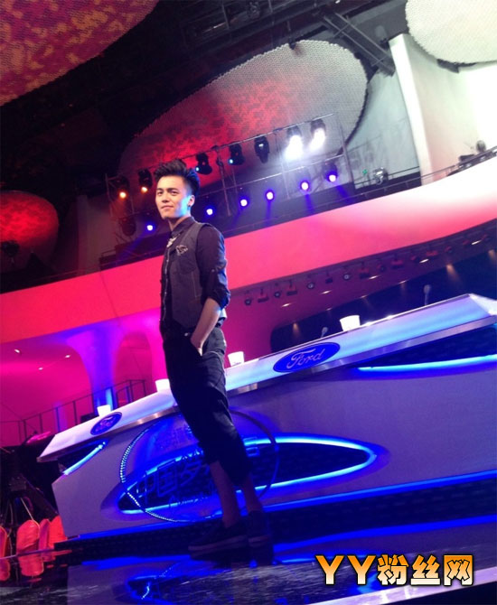 �й���֮��������΢��������Ƭ���� ������Ů����˭