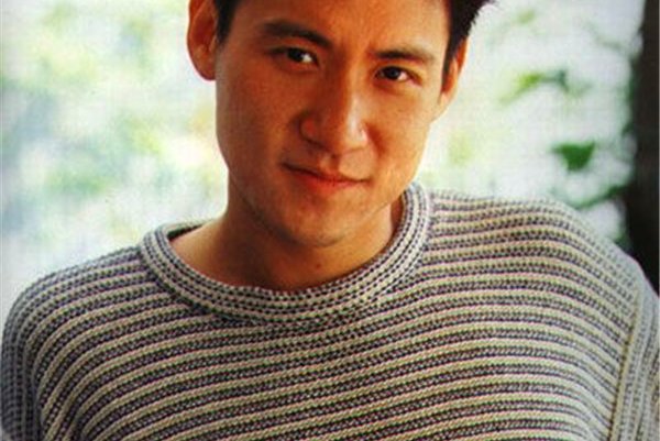 ��ѧ�ѱ����������Ӱ ���Ƿ׷׷�������ӭ�ϱ����