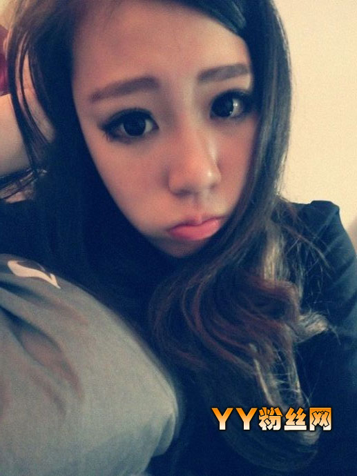 杨楠微博 非诚勿扰杨楠资料 投资经理助理