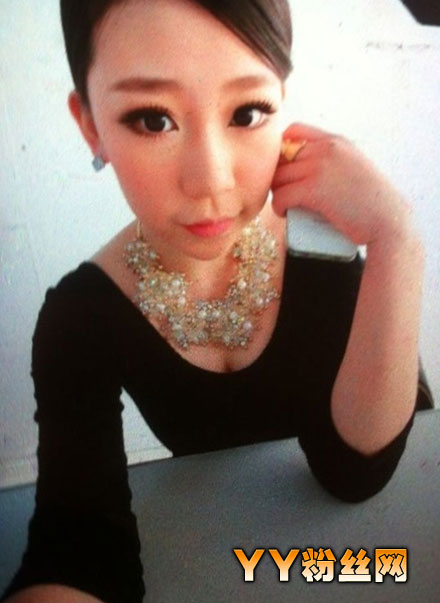 杨楠微博 非诚勿扰杨楠资料 投资经理助理