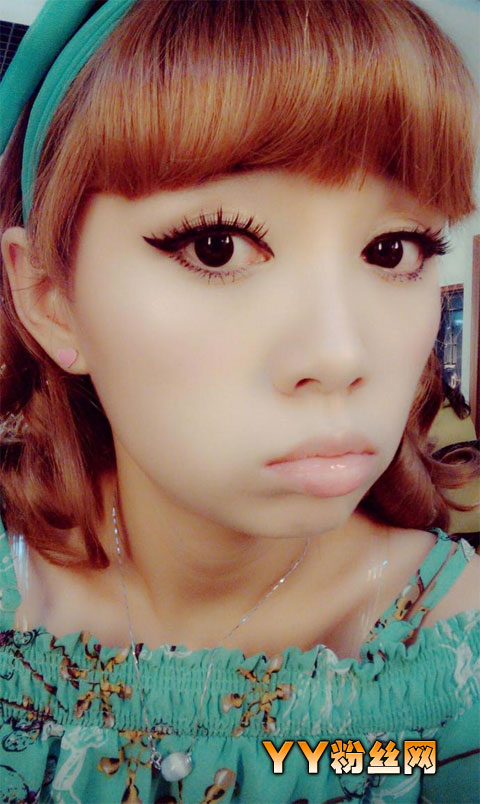 ����Լ��������΢�� �����Ŀ�Ů���������������Ƭ