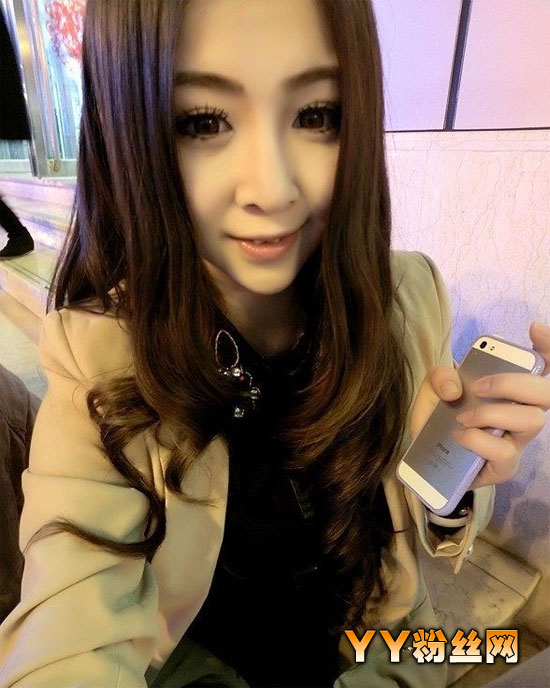 爱情传送带王晶资料 幼儿教师王晶热舞也疯狂