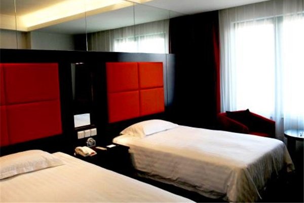 �ڱ�������ͨ������ �ù�Ǯʲô���ı��ݶ�û����