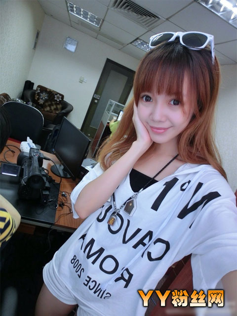 ����΢������ ��Ů���㳡����������˭ ��������ֱ�����ַ