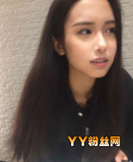 爱上超模萝莉女神张昊玥个人资料 张昊玥清纯女神文艺范儿十足