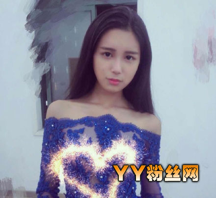 爱上超模萝莉女神张昊玥个人资料 张昊玥清纯女神文艺范儿十足