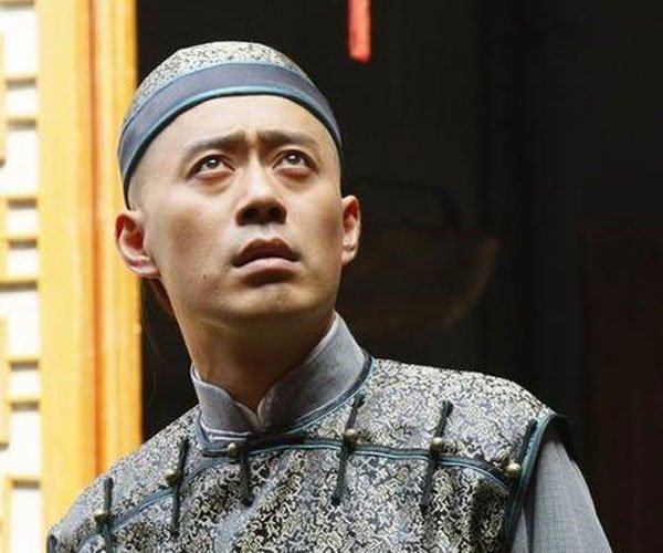 ��Ա������ʵ���� ������ô�������ص���ô��