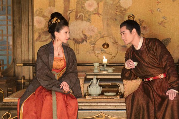 �����ڲܻʺ�Բ�� �ۺ��ǻ��������ȴ�޷��ı�