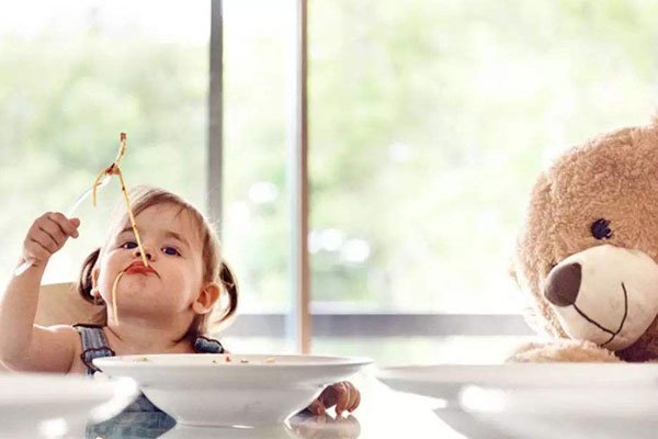 约宝宝为什么不能下载了 涉低俗很严重网友不喜欢了吧