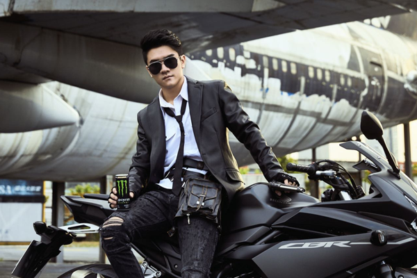 lol����һ����׬����Ǯ ������������ǧ��