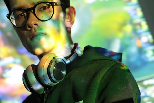 lol若风一年能赚多少钱 顶级主播月入千万