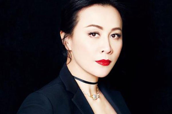 刘嘉玲梁朝伟什么时候在一起 爱妻12年如一日,恩爱啊