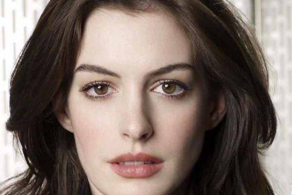 ���ݺ�ɪޱΪʲô���������ܻ�ӭ ����̫������ɫ��ϲ��