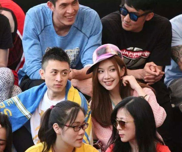 上海富二代秦奋他爹是谁 王思聪都不敢惹的主儿