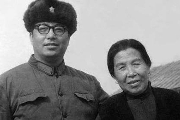 ��Ӣ��˫���¼�������� �����ŵڵ�С�㶼�Ǻ��԰���