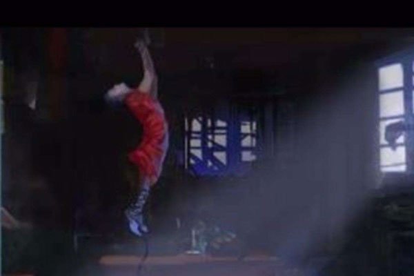 ������·��к��¼� ˭������ôа��������