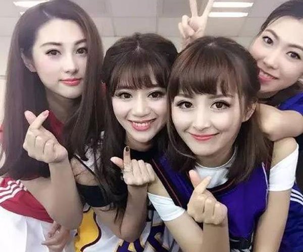 ��Ѷֱ����nbaŮ����ѩ����˭���� ��ô���ǿ����ǿ���