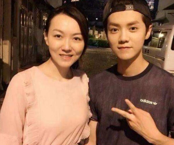 鹿晗妈妈是谁 宝宝的颜值是要逆天了