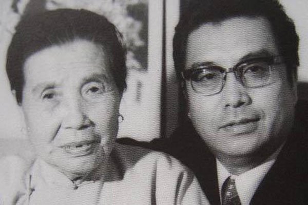 ��Ӣ����˫������ʱ��ʲô��ϵ ����ʦ���������Ǽ�