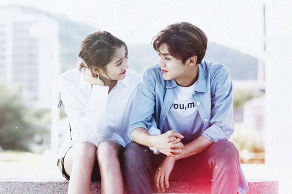 关晓彤和鹿晗结婚了吗 毕业结婚两人曝光率都不一样