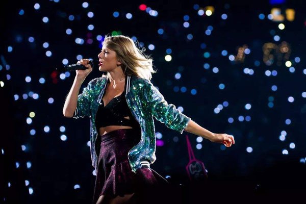 霉霉对中国的态度 看完扎堆喷话她果然望而止步