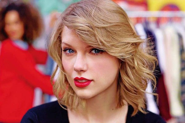 霉霉对中国的态度 看完扎堆喷话她果然望而止步