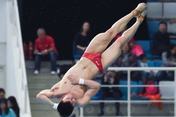 �°�ɭ�İ���ĺܴ��� ͹����Ƭ���ű���ͨ����ǿ����