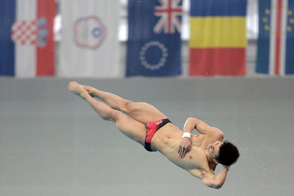 �°�ɭ�İ���ĺܴ��� ͹����Ƭ���ű���ͨ����ǿ����