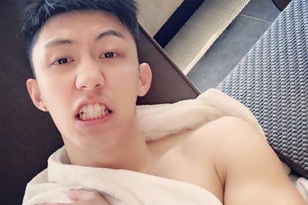 �ƾ����ĳߴ�̫������ ģ�ؼ��ϰ��������ߴ���Ȼ����