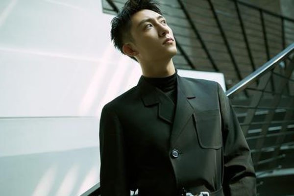 黄景瑜真的尺寸太惊人了 模特加上巴西柔术尺寸自然大了