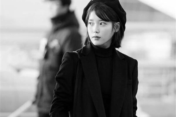 iu����ʼĩ��ʲô ż��ЧӦ����ʵ���úڷ۱���