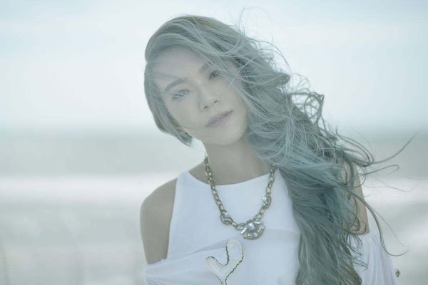 ��ܿ�����л���Ů ����������·��Եʵ�������