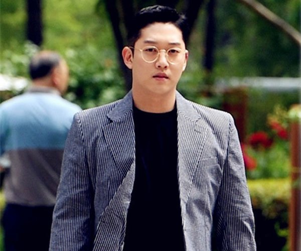 �ߺ���35��ٶ���ָʲô ������Ȧ�ĺڶ�