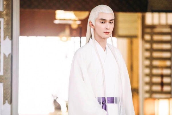 高伟光的老婆杨吟吟 不承认恋爱结婚就不用提了吧