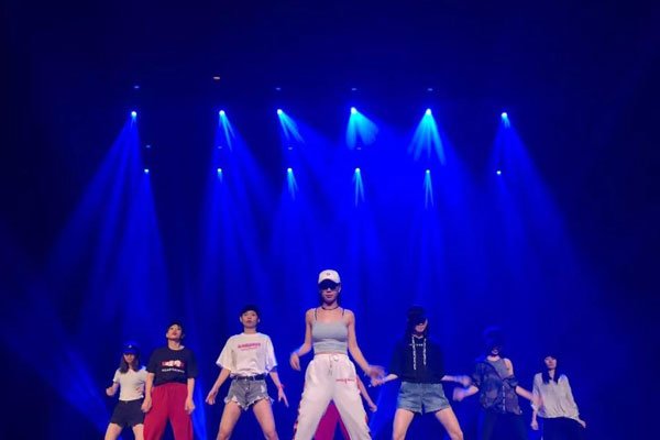 ����ʮ��������� ʵ�����������������һ��