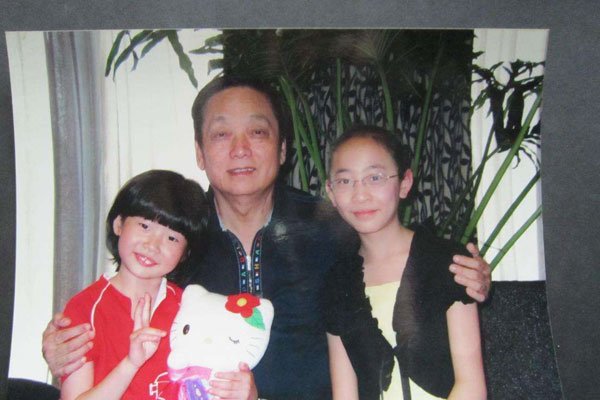 ��������ǰ�޵���Ů ǰ�κ����ι�ϵ�ǳ�����ô������