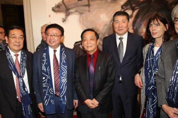 韩美林与前妻的子女 前任和现任关系非常好怎么做到的