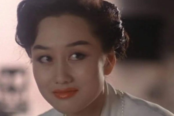 靓足100分利智透点 两点太突出红衣服好诱人