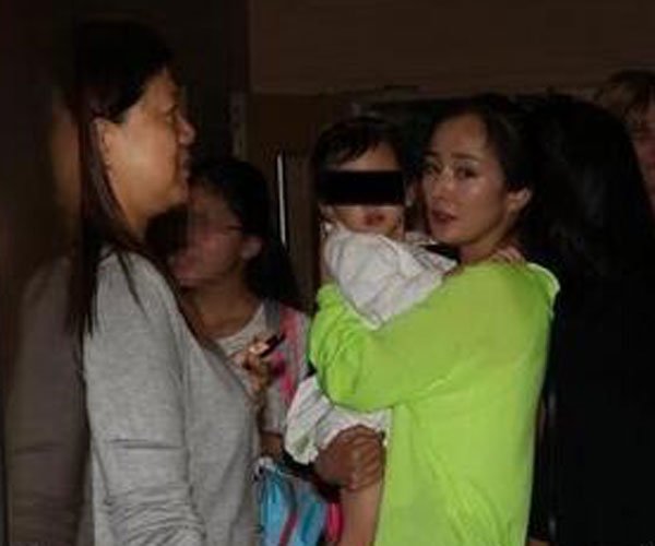 ���ݵ�СŴ����Ƭ ��Ϊ�˵�ͯ�Ǳ�����̫����