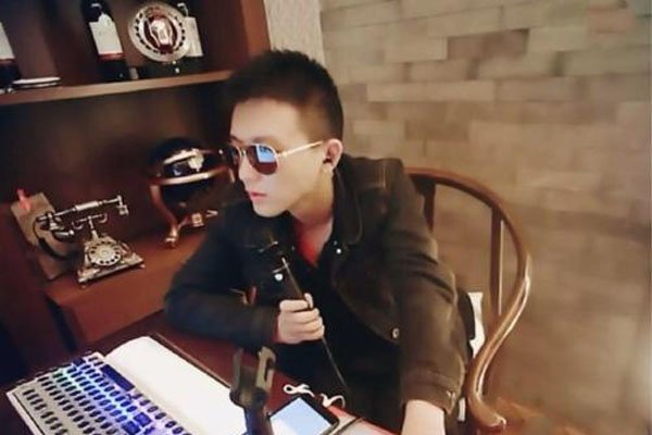 ��å���������������׸�ô ����������ô�����Ǹ�����Ǯ���㲻��