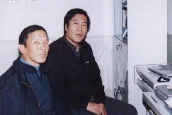 通灵人看黄延秋事件 带走他横跨多省的外星人长什么样