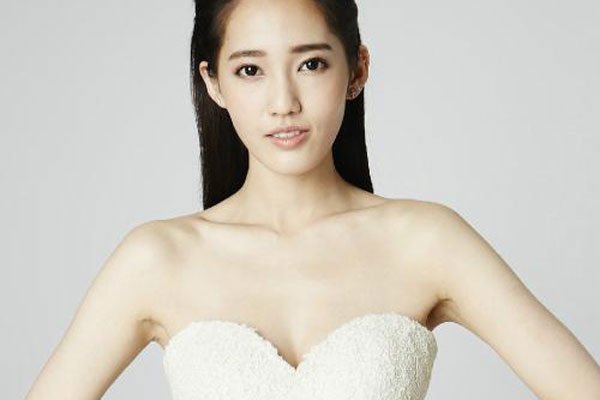 王予柔10分半的视频中的大图 血战那么刺激在什么地方可以观看