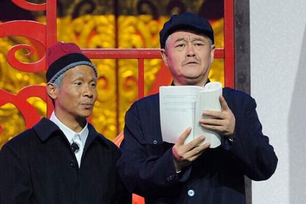 赵本山爱董卿的照片 真假与否还是要看证据说话