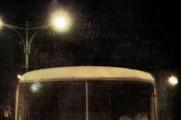 �������������참 �����峯�˼�����ͷɢ������