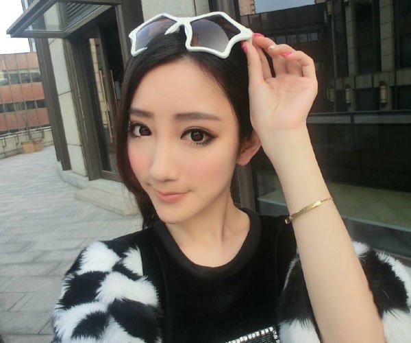 yyֱ����mini�������� ��˿������һ���ƺ���ȤС���